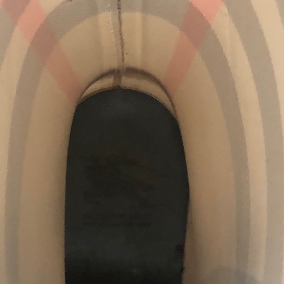 Authentic Burberry rain boots size 38 - Picture 6 of 7